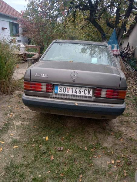 Mercedes Benz 190 