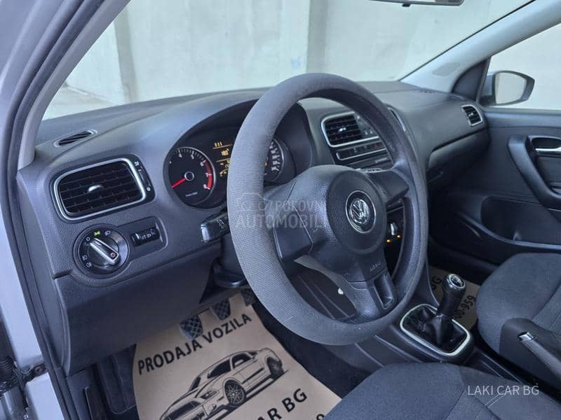 Volkswagen Polo 1.4b  5 vra ta