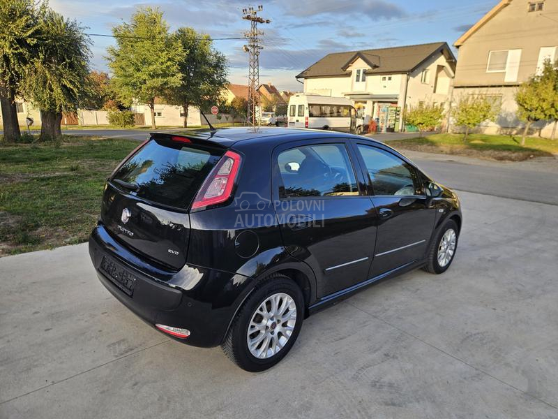 Fiat EVO Punto 1.3 Mjet Fiat EVO Punto 1.3 Mjet