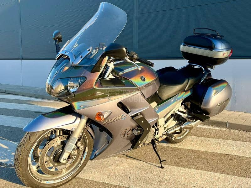 Yamaha FYR1300