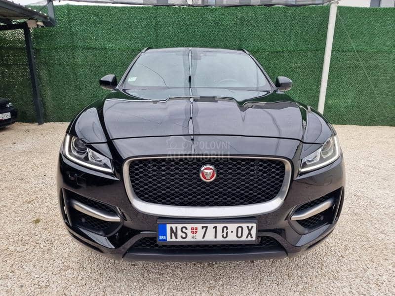 Jaguar F pace 