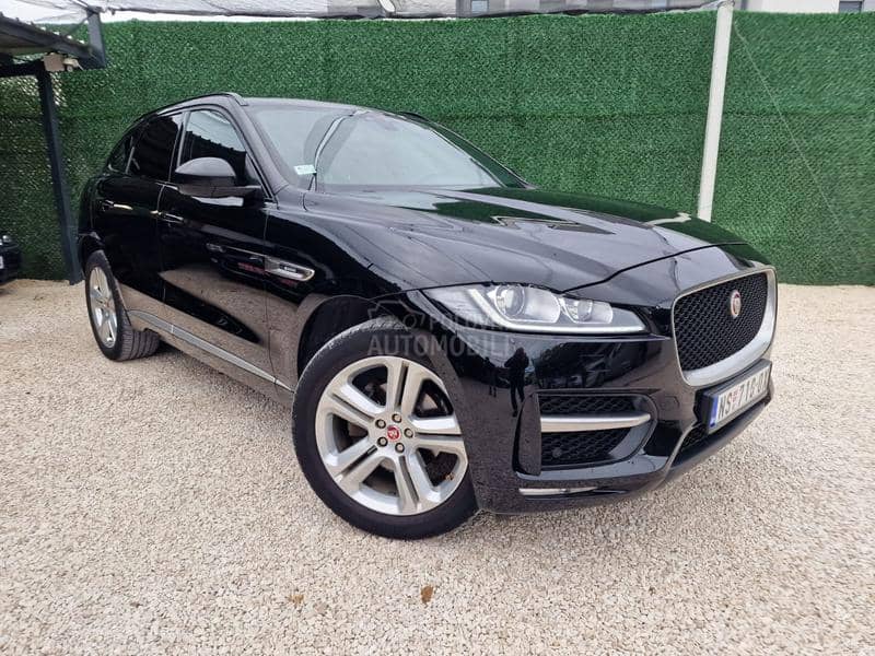 Jaguar F pace 