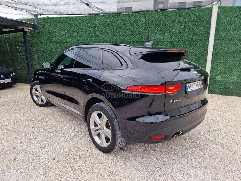 Jaguar F pace 