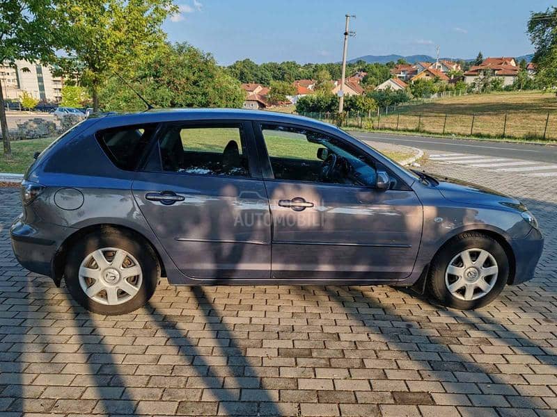 Mazda 3 1.6b