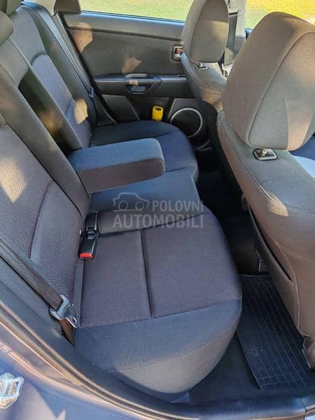 Mazda 3 1.6b