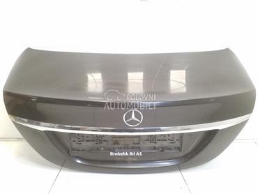 Vrata gepeka za Mercedes Benz C 180, C 200, C 220 ... od 2014. do 2021. god.