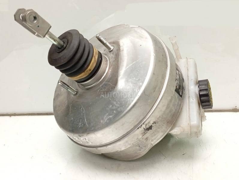 Kočiona servo pumpa