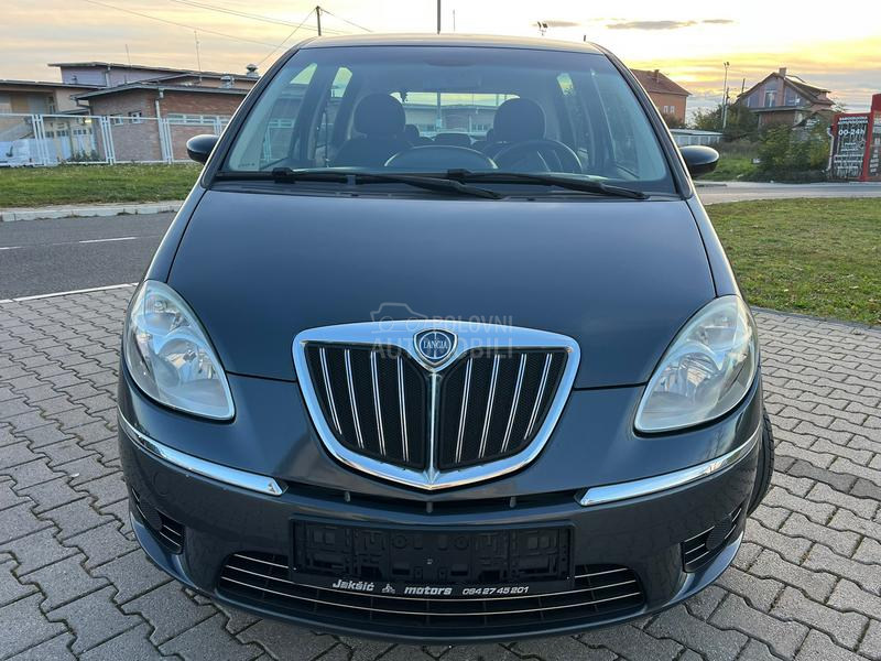 Lancia Musa T.O.P Lancia Musa T.O.P