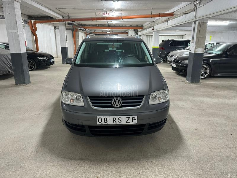 Volkswagen Touran 