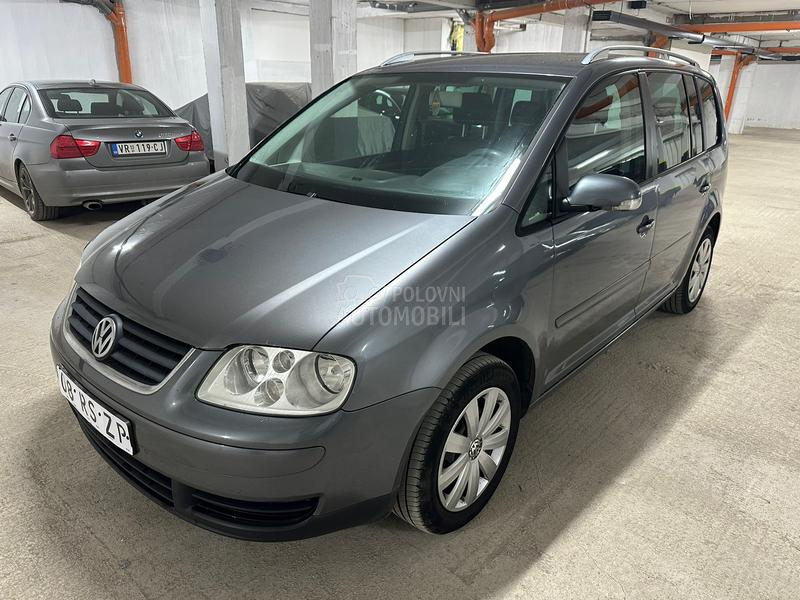 Volkswagen Touran 