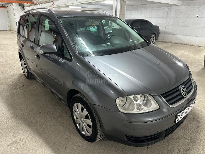 Volkswagen Touran 