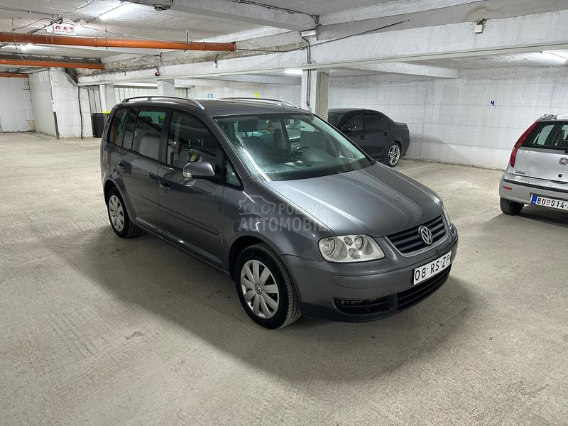 Volkswagen Touran 