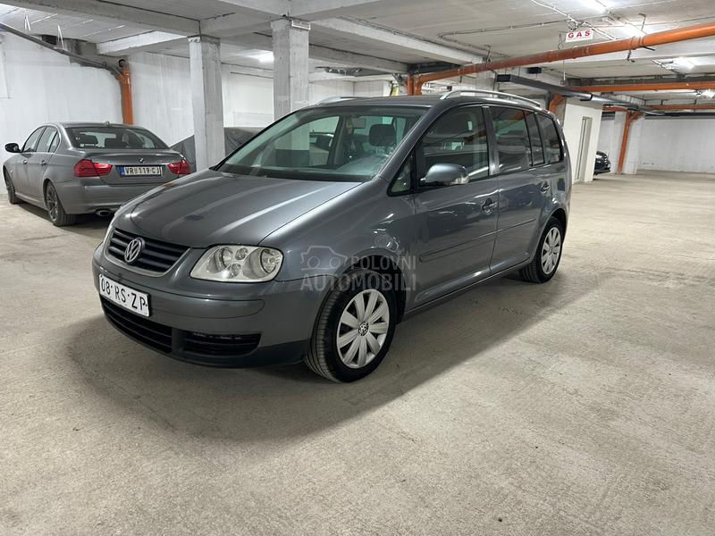 Volkswagen Touran 