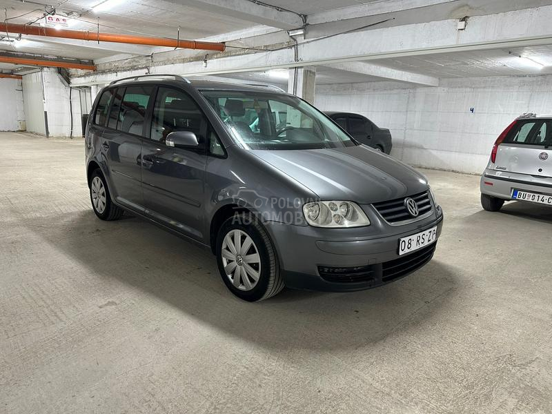 Volkswagen Touran 