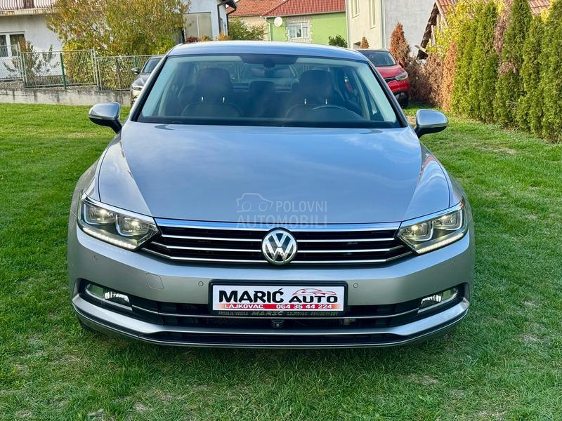 Volkswagen Passat B8 1.6TDI DSG HIGHLINE Volkswagen Passat B8 1.6TDI DSG HIGHLINE