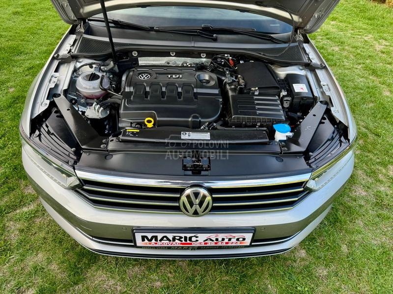Volkswagen Passat B8 1.6TDI DSG HIGHLINE Volkswagen Passat B8 1.6TDI DSG HIGHLINE