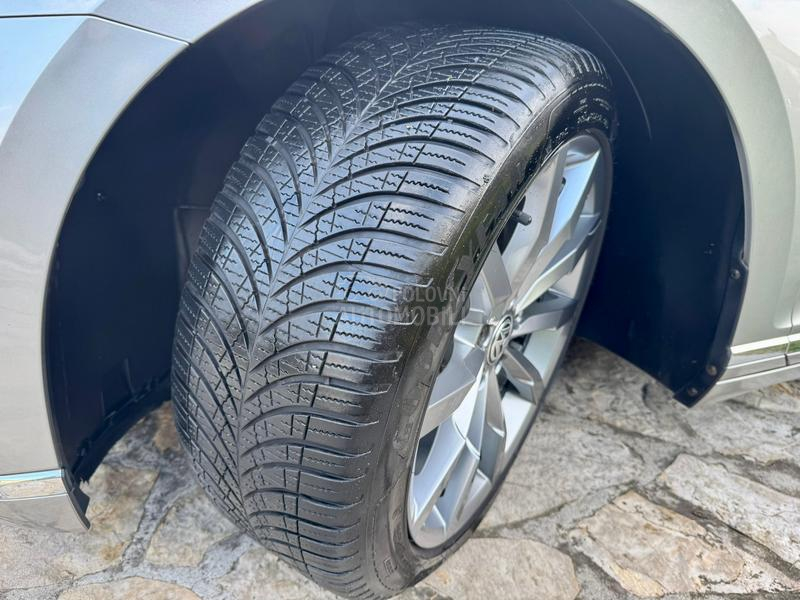 Volkswagen Passat B8 1.6TDI DSG HIGHLINE Volkswagen Passat B8 1.6TDI DSG HIGHLINE