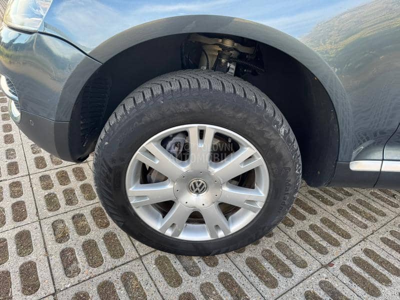 Volkswagen Touareg 3.0tdi