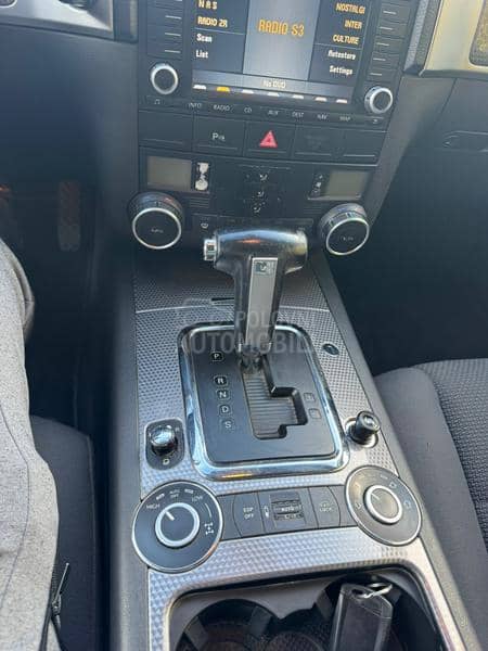 Volkswagen Touareg 3.0tdi