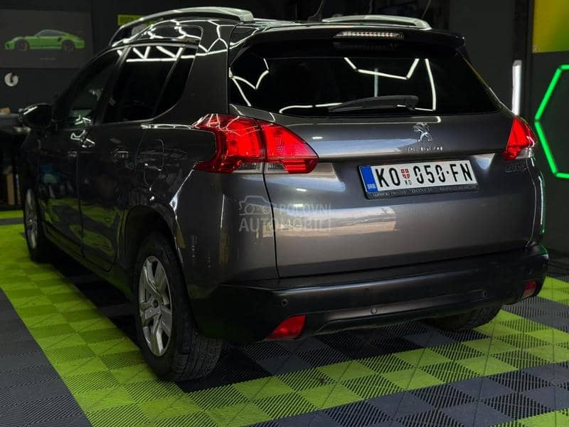 Peugeot 2008 1.2B/reg1str. 1 g0d Peugeot 2008 1.2B/reg1str. 1 g0d