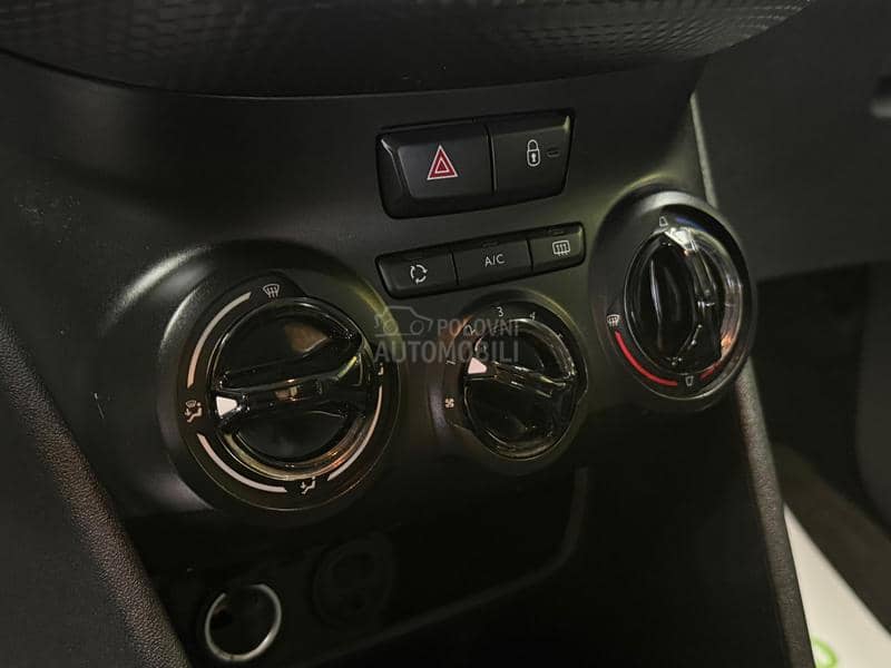 Peugeot 2008 1.2B/reg1str. 1 g0d Peugeot 2008 1.2B/reg1str. 1 g0d