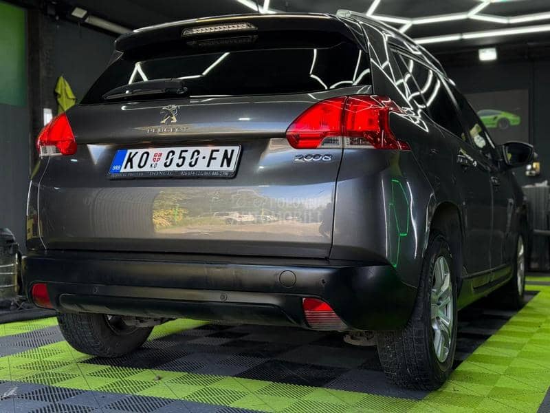 Peugeot 2008 1.2B/reg1str. 1 g0d Peugeot 2008 1.2B/reg1str. 1 g0d