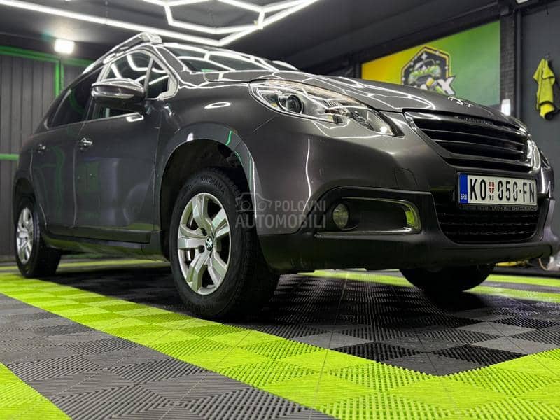Peugeot 2008 1.2B/reg1str. 1 g0d Peugeot 2008 1.2B/reg1str. 1 g0d