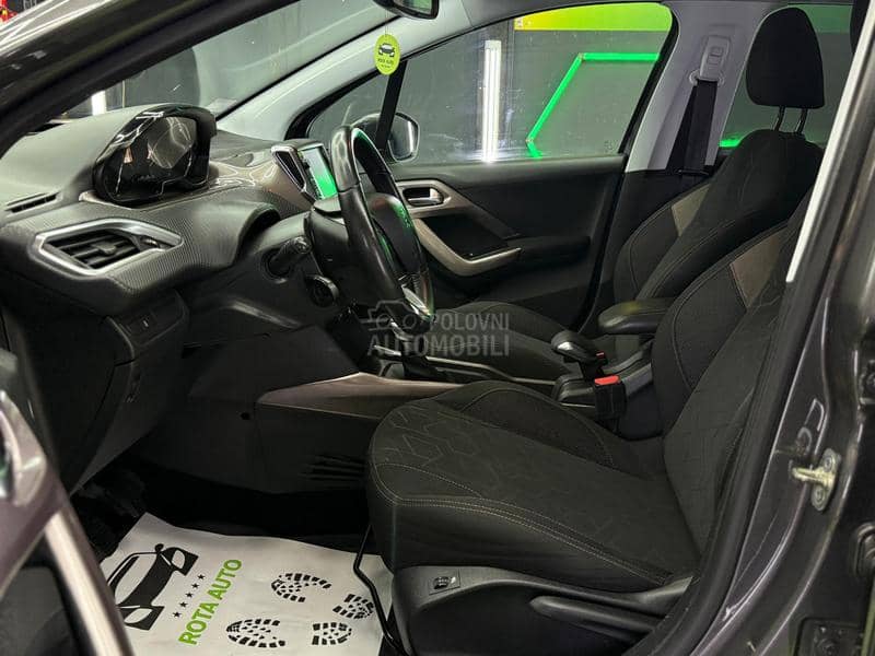 Peugeot 2008 1.2B/reg1str. 1 g0d Peugeot 2008 1.2B/reg1str. 1 g0d