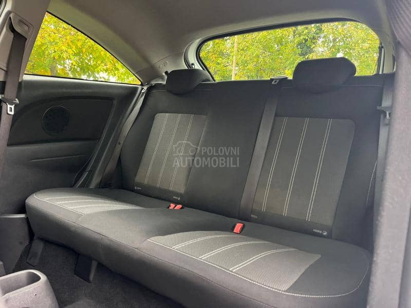 Opel Corsa D 1.3cdti / N.A.V.I Opel Corsa D 1.3cdti / N.A.V.I