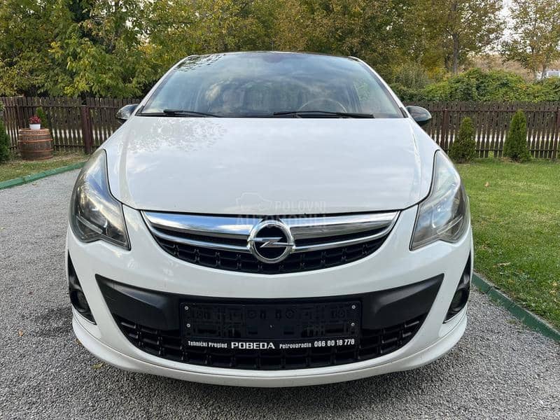 Opel Corsa D 1.3cdti / N.A.V.I Opel Corsa D 1.3cdti / N.A.V.I