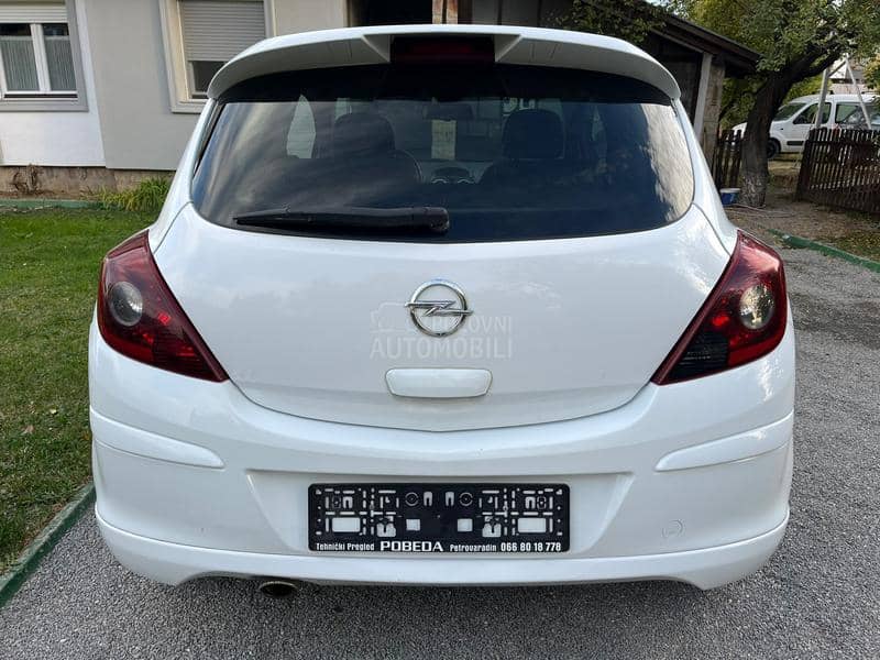 Opel Corsa D 1.3cdti / N.A.V.I Opel Corsa D 1.3cdti / N.A.V.I