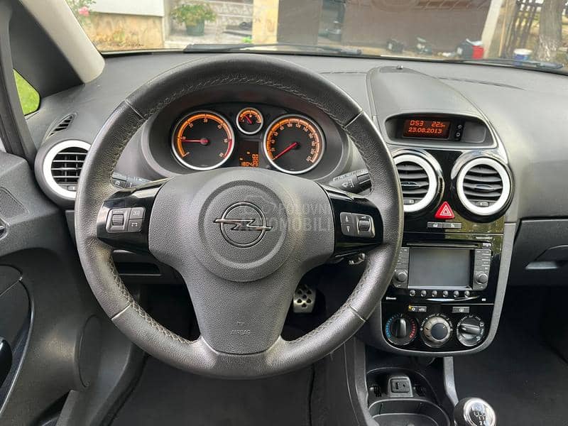Opel Corsa D 1.3cdti / N.A.V.I Opel Corsa D 1.3cdti / N.A.V.I
