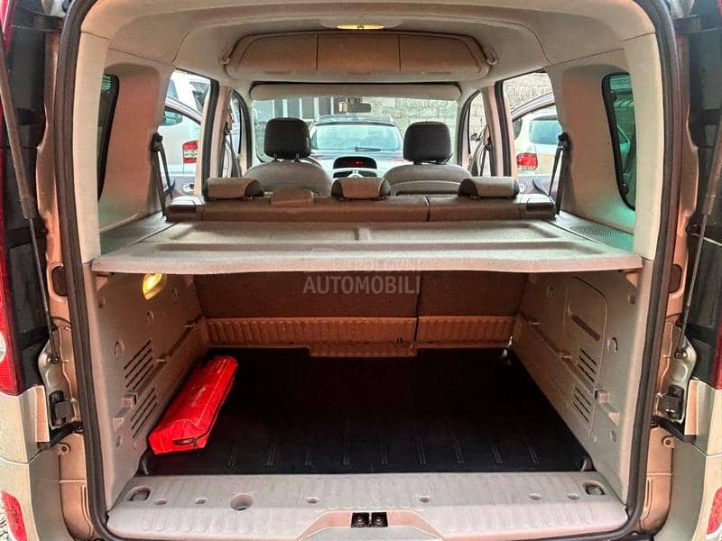 Renault Kangoo Neemacka NoV