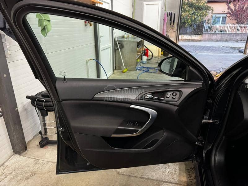 Opel Insignia 2.0 cdti