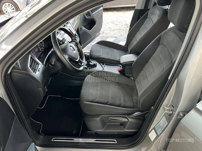 Volkswagen Tiguan LED/PANO/VIRTUAL Volkswagen Tiguan LED/PANO/VIRTUAL