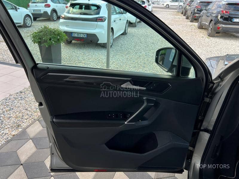 Volkswagen Tiguan LED/PANO/VIRTUAL Volkswagen Tiguan LED/PANO/VIRTUAL