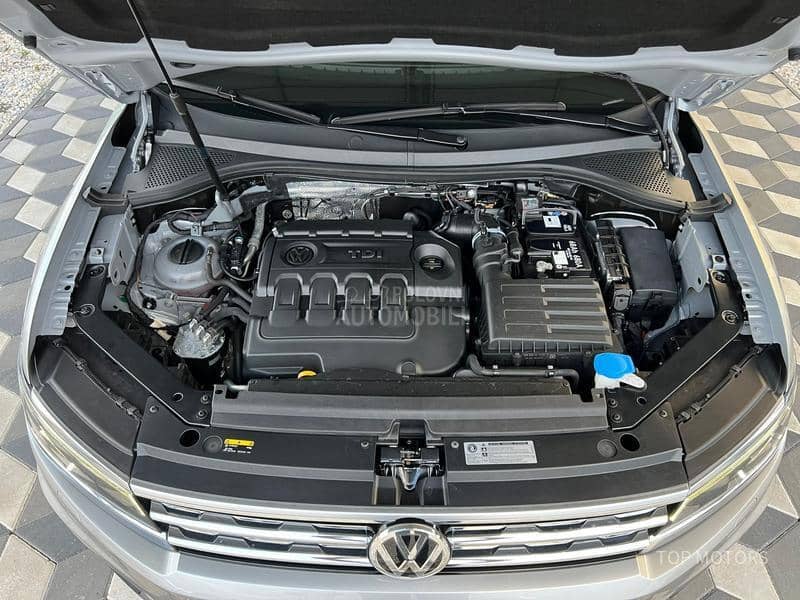 Volkswagen Tiguan LED/PANO/VIRTUAL Volkswagen Tiguan LED/PANO/VIRTUAL