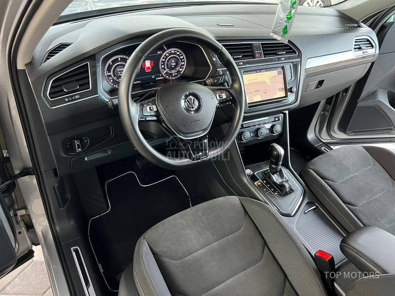 Volkswagen Tiguan LED/PANO/VIRTUAL Volkswagen Tiguan LED/PANO/VIRTUAL