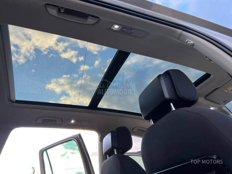 Volkswagen Tiguan LED/PANO/VIRTUAL Volkswagen Tiguan LED/PANO/VIRTUAL