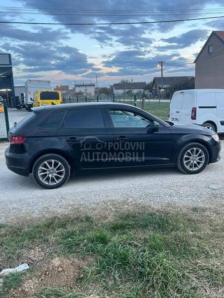 Kompletan auto u delovima