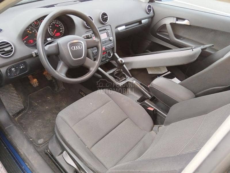 Audi A3 8P 1.6i -  kompletan auto u delovima