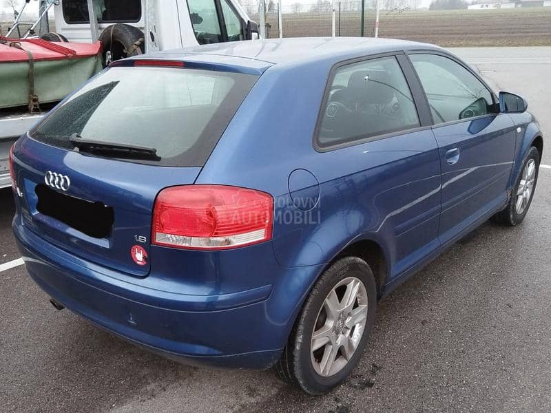 Audi A3 8P 1.6i -  kompletan auto u delovima
