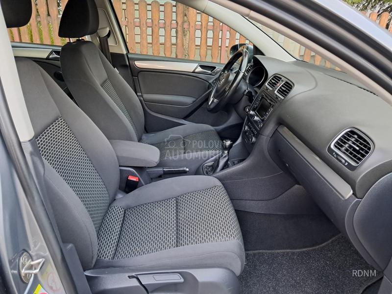Volkswagen Golf 6 1.6 TDI/NAV