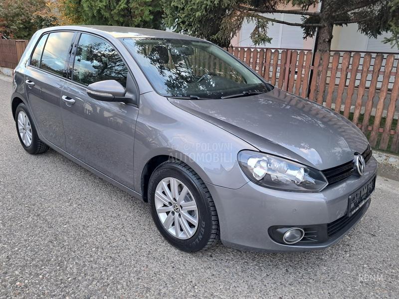 Volkswagen Golf 6 1.6 TDI/NAV