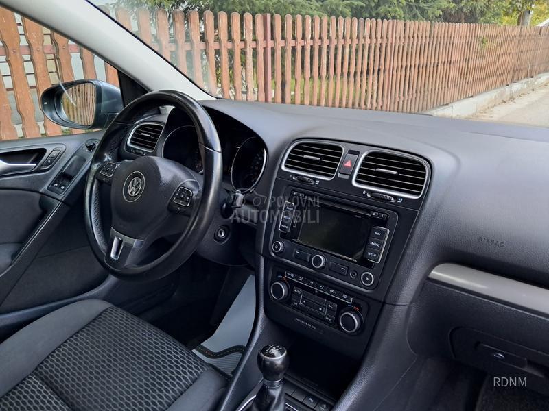 Volkswagen Golf 6 1.6 TDI/NAV