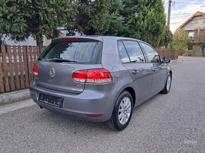 Volkswagen Golf 6 1.6 TDI/NAV