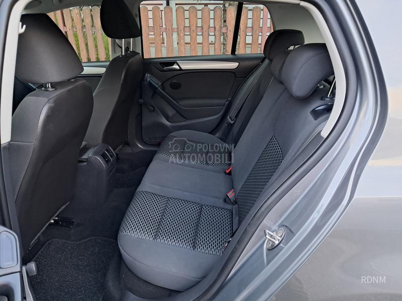 Volkswagen Golf 6 1.6 TDI/NAV