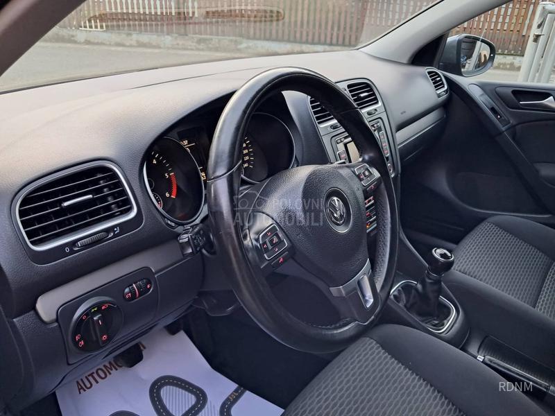Volkswagen Golf 6 1.6 TDI/NAV