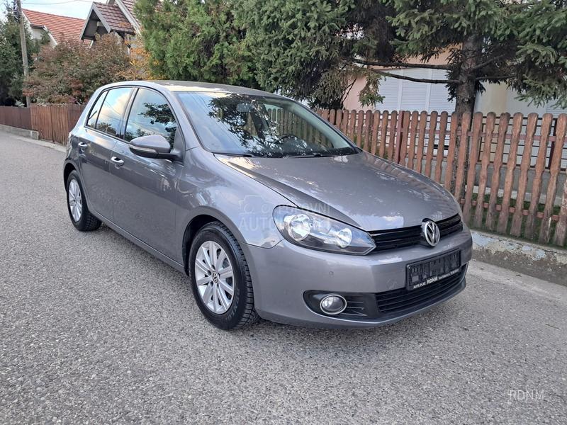 Volkswagen Golf 6 1.6 TDI/NAV