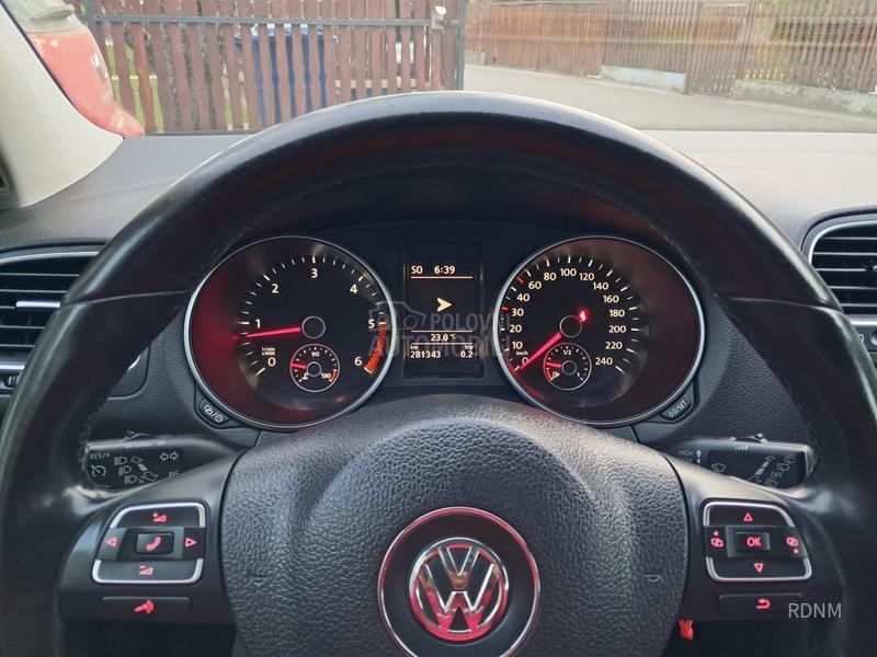 Volkswagen Golf 6 1.6 TDI/NAV